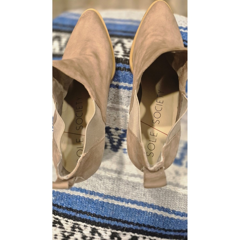 Taupe Suede Ankle Boots Pointed Toe Minimalist Chic Neutral Booties Size 8 - Picture 6 of 10